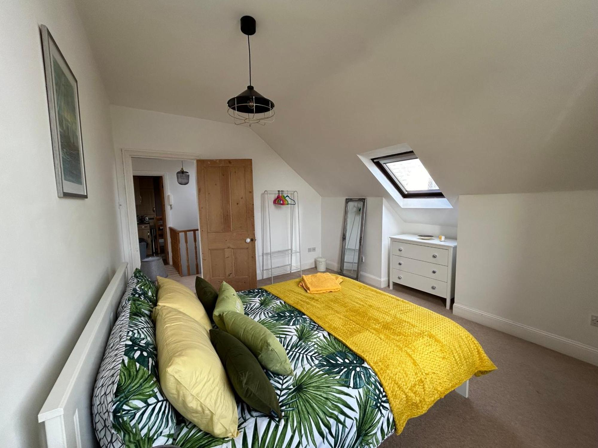 Seaside Rentals Bournemouth - 2Br, Upto 6Ppl, Beach 3 Min Walk, Dogs Ok, Wifi, Park 2 Cars Εξωτερικό φωτογραφία