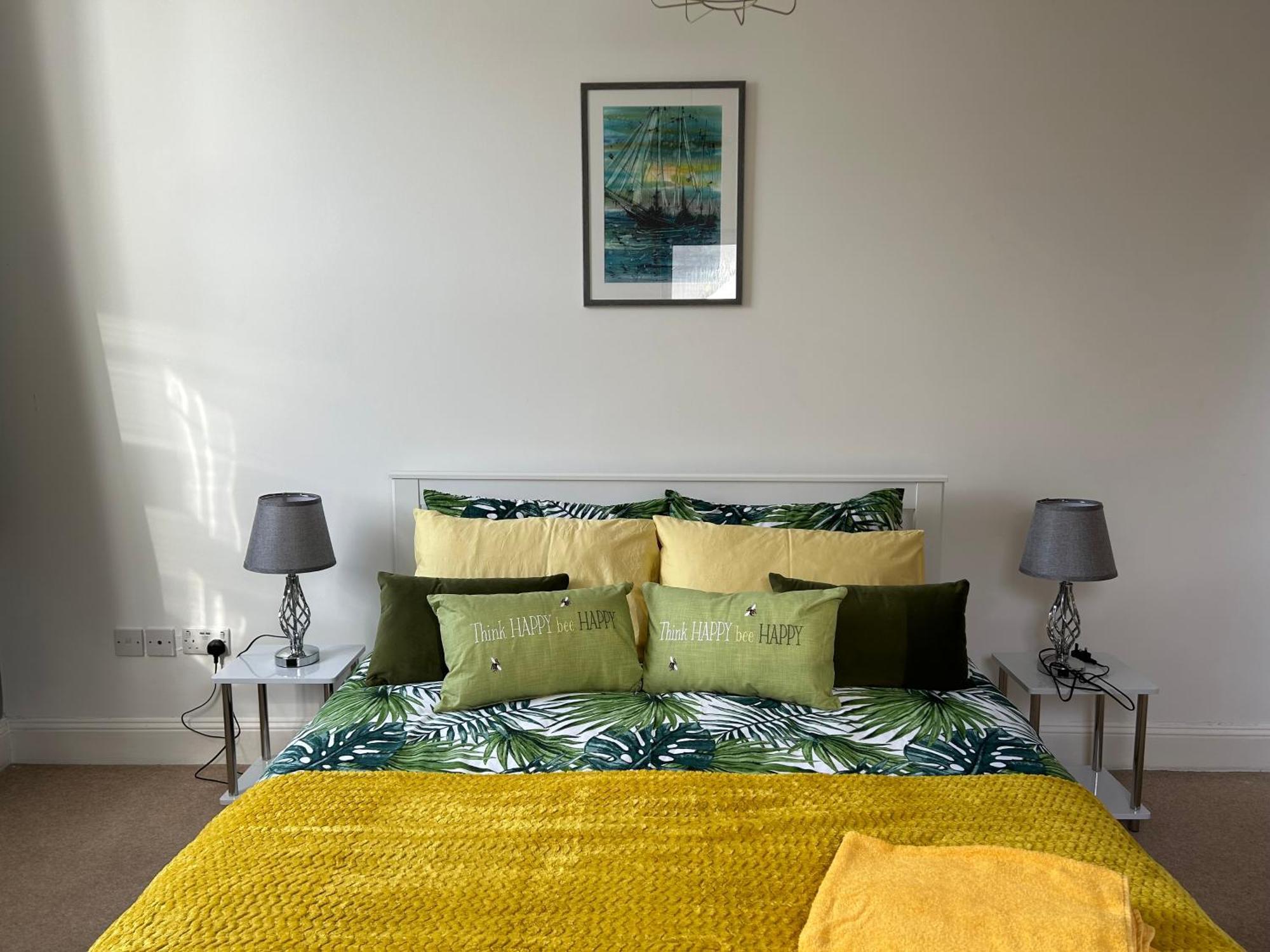 Seaside Rentals Bournemouth - 2Br, Upto 6Ppl, Beach 3 Min Walk, Dogs Ok, Wifi, Park 2 Cars Εξωτερικό φωτογραφία